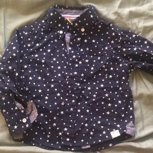 3 for $10 🍭 Boys button down shirt star spangled
